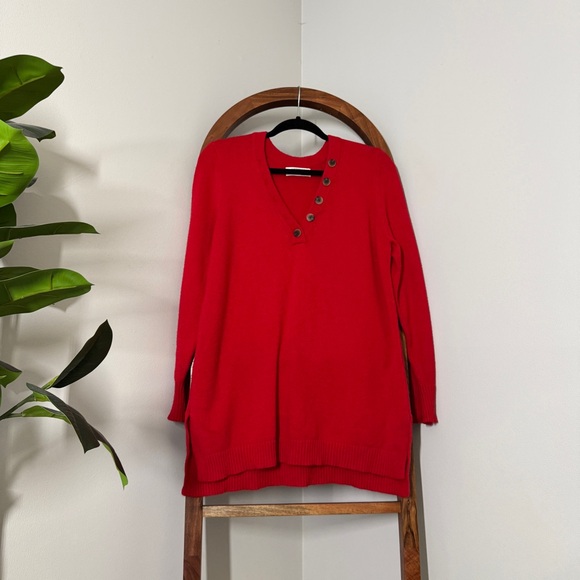 Anthropologie Sweaters - Anthropologie LARGE Red Serena V-neck Button Knit Sweater